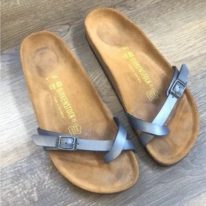 Birkenstock Piazza minimalist thong sandal narrow foot bed 40